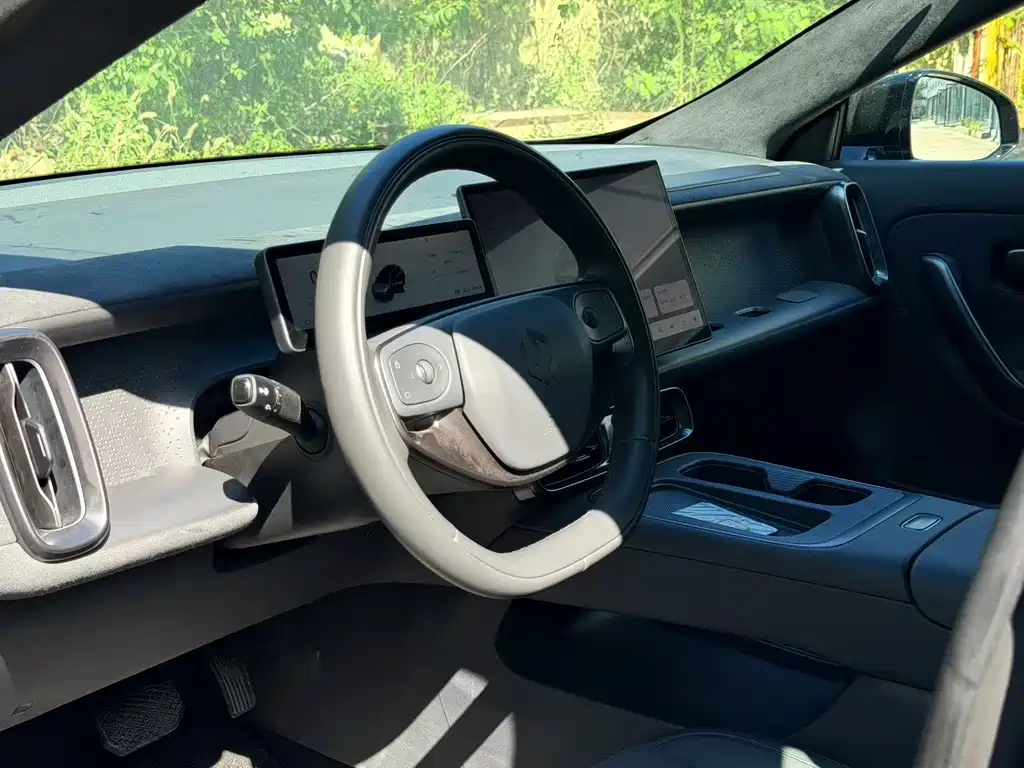 Leapmotor Leapmotor Lafa5 — миниатюра 2