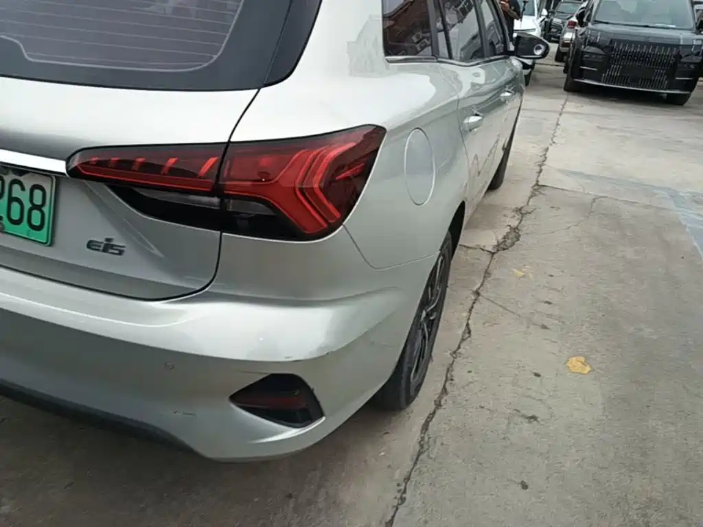 Roewe Ei5 — миниатюра 8