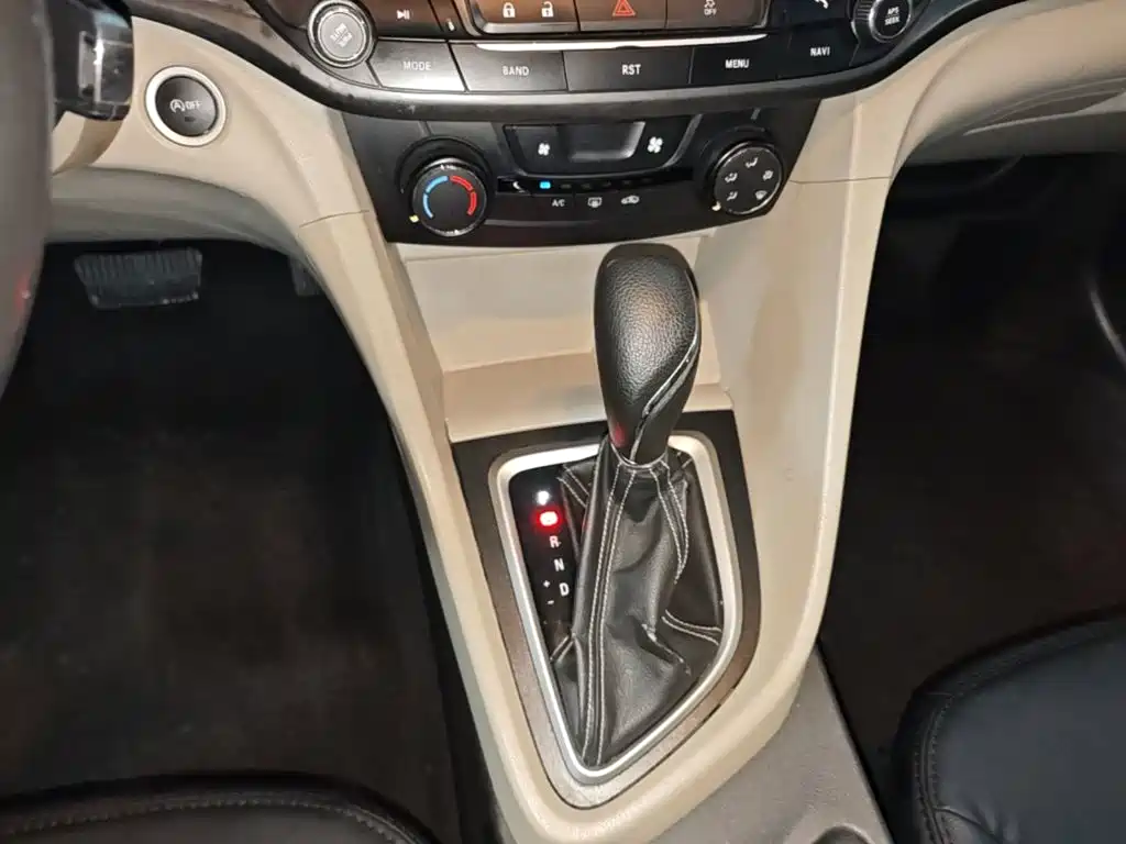 Buick Excelle — миниатюра 14