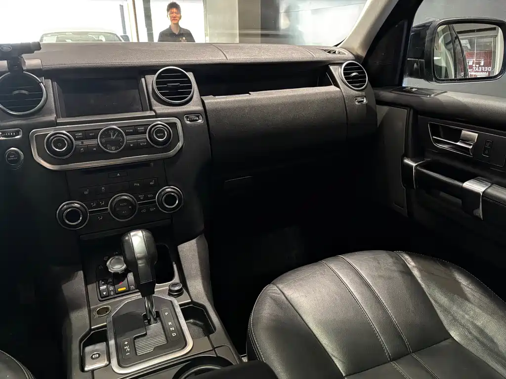Land Rover Discovery 2013 5.0 V8 HSE