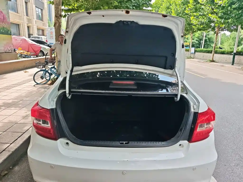Geely Vision — миниатюра 20
