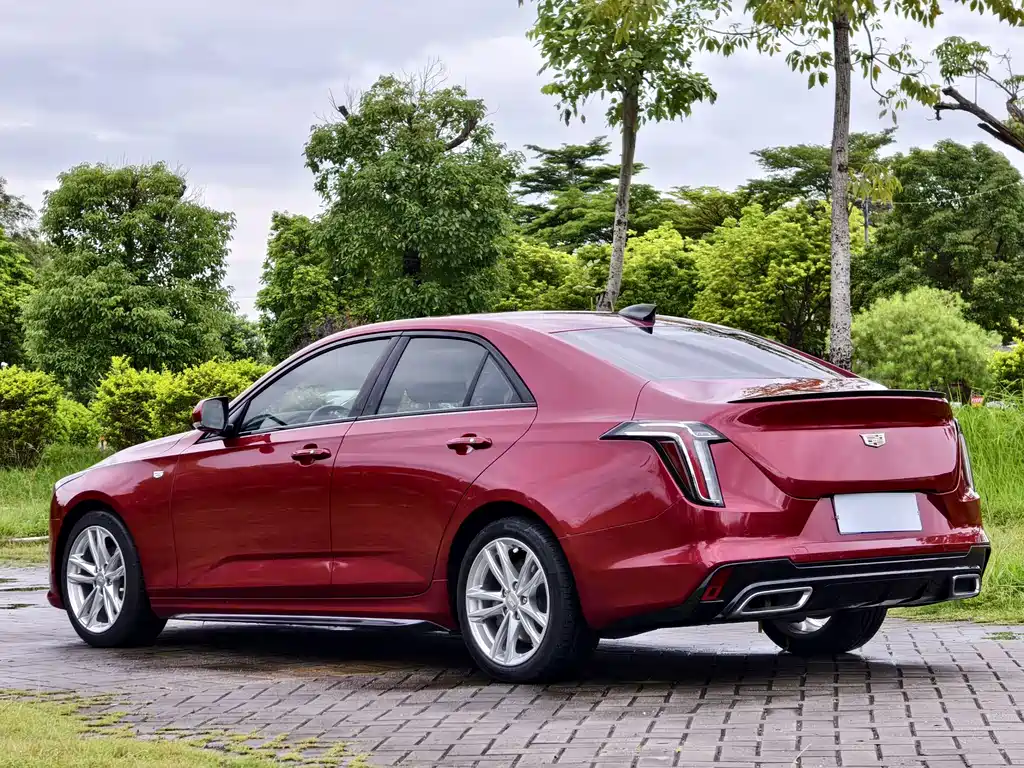 Cadillac CT4 — миниатюра 10
