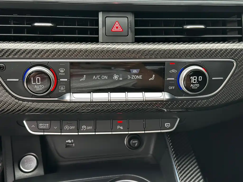 Audi A4L — миниатюра 21
