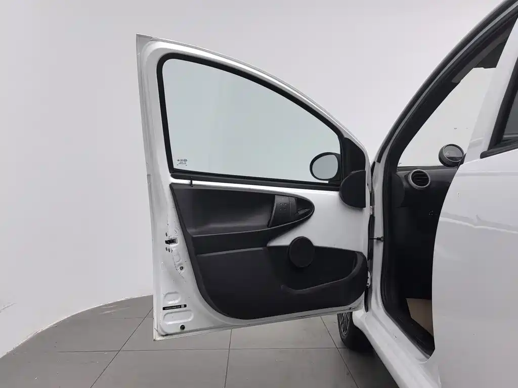 BYD F0 — миниатюра 8