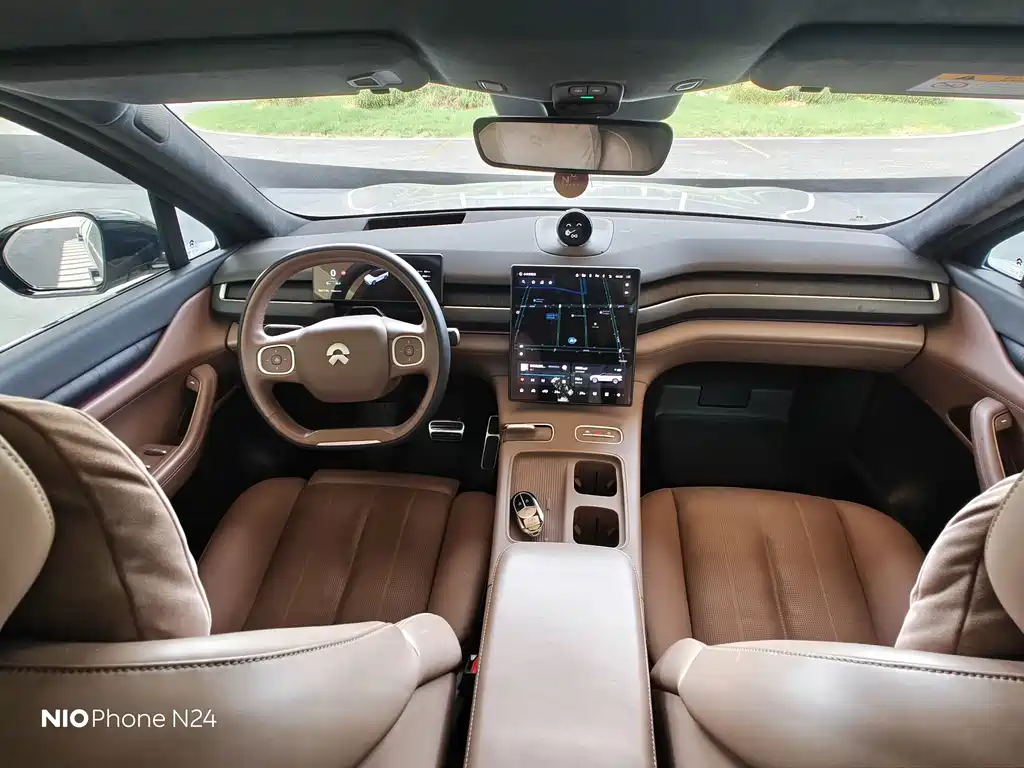 NIO ES8 — миниатюра 9