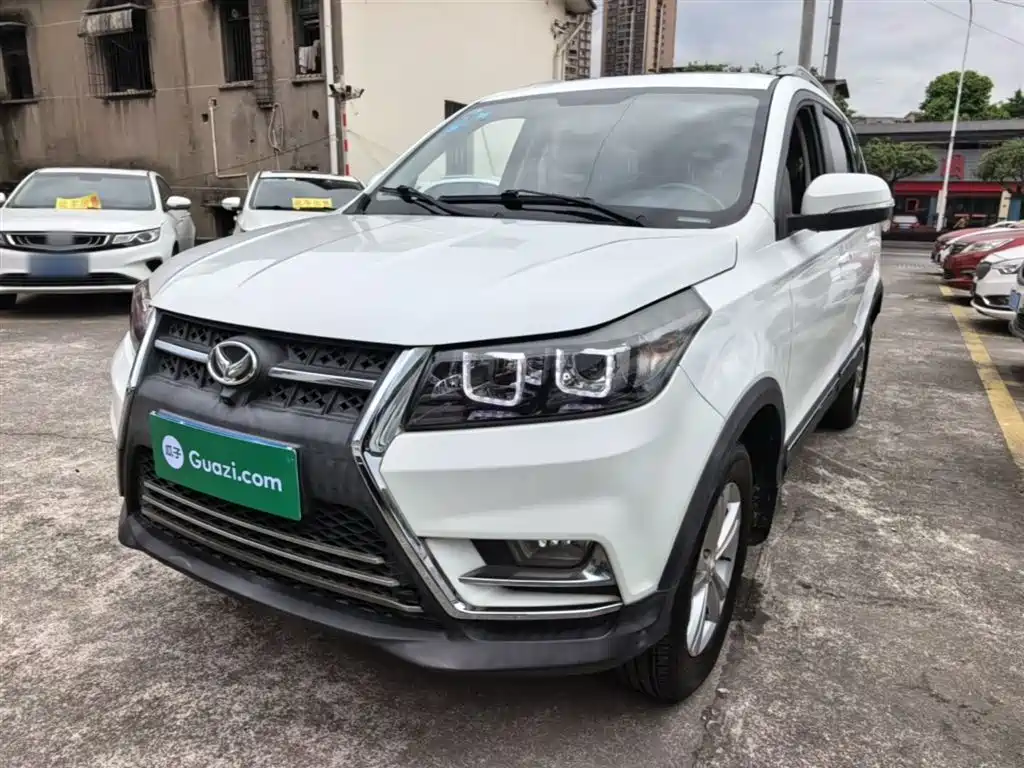 BAIC S3 2016 S3L 1.5L MT Luxury