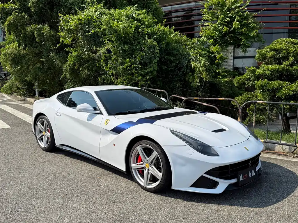 Ferrari F12berlinetta — миниатюра 5