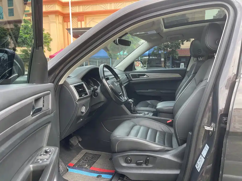 Volkswagen Teramont — миниатюра 11