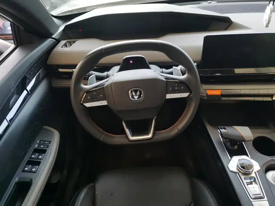 Changan UNI-V — миниатюра 15