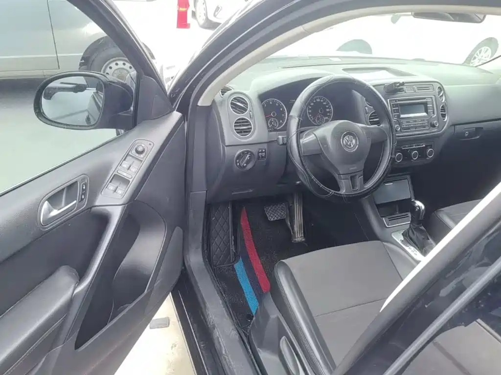 Volkswagen Tiguan — миниатюра 16