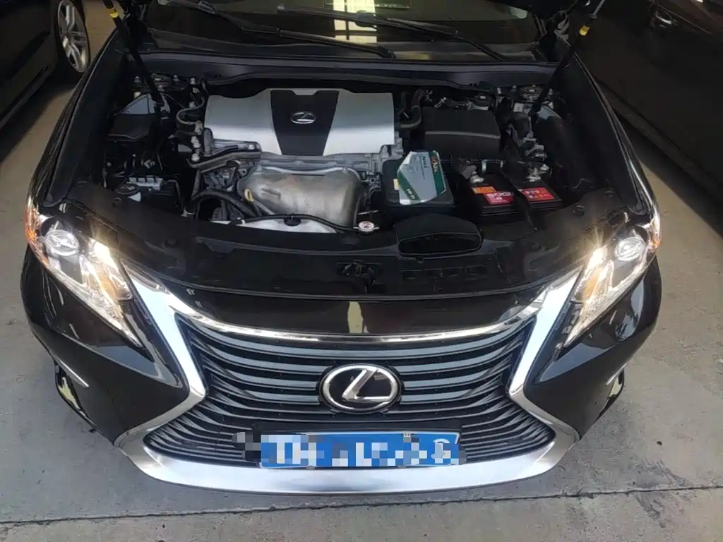 Lexus ES — миниатюра 20