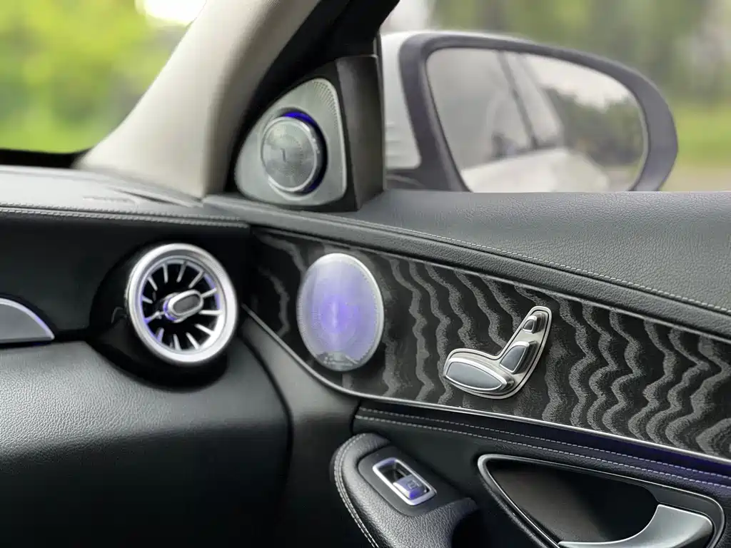 Mercedes-Benz C-Class — миниатюра 17