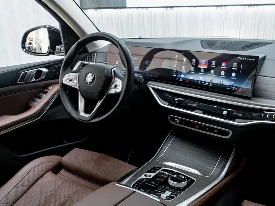 BMW X7 — миниатюра 26