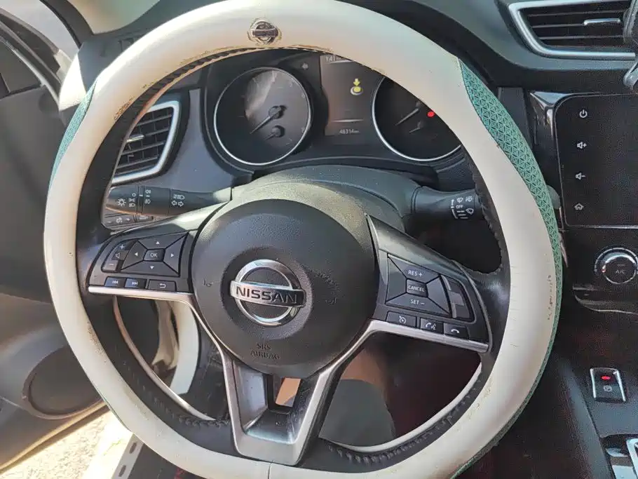 Nissan Qashqai — миниатюра 15