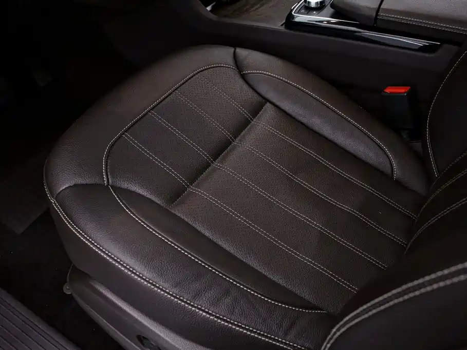 Mercedes-Benz GLE (Import) — миниатюра 16