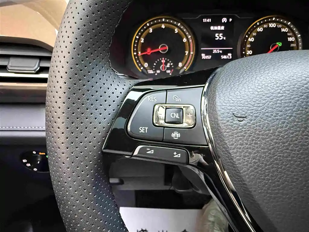 Volkswagen Tharu — миниатюра 11