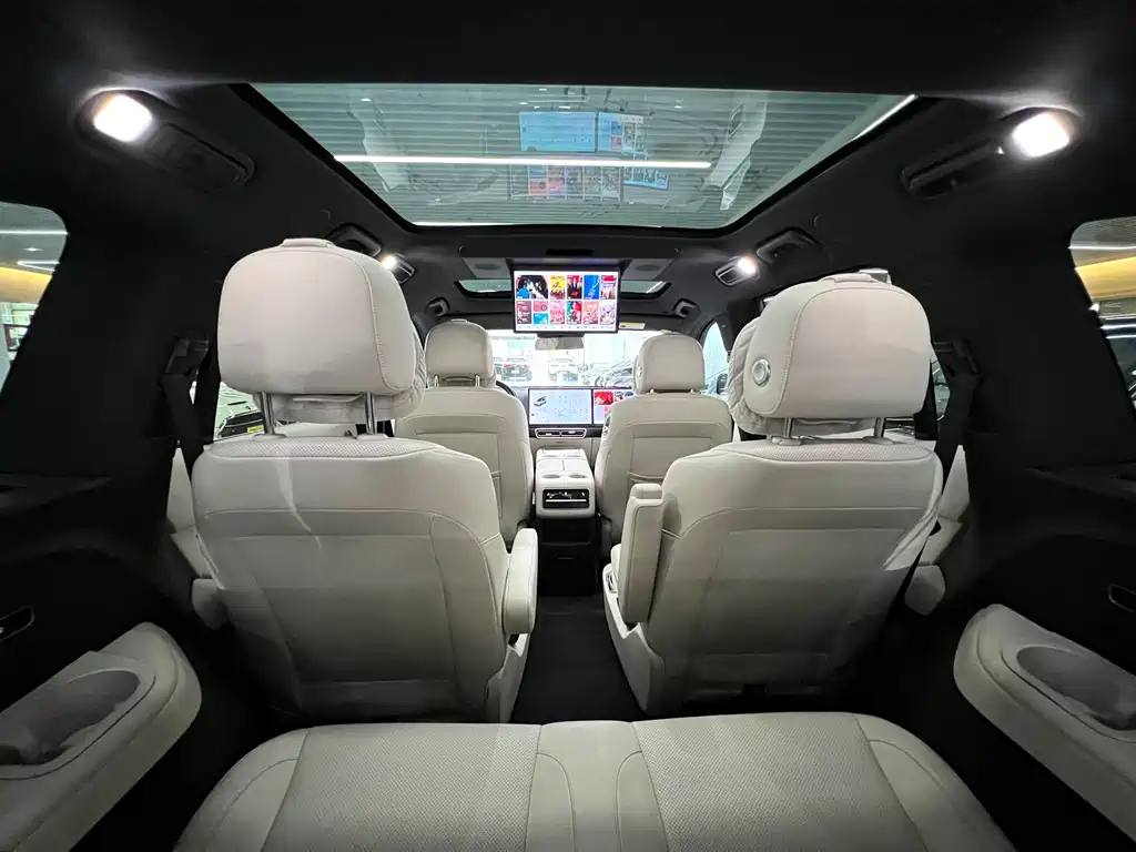 Li Auto Li L8 — миниатюра 11