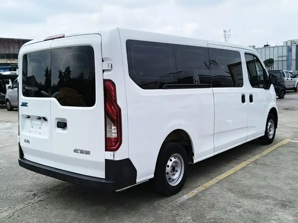 JMC E-Fushun — миниатюра 7