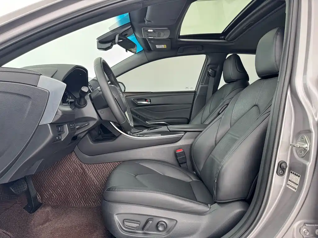 Toyota Avalon 2019 2.0L XLE Premium VI