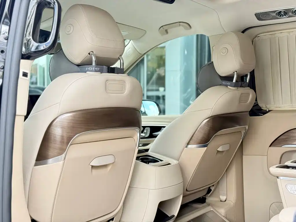 Mercedes-Benz V-Class — миниатюра 19