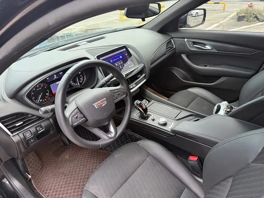 Cadillac CT5 — миниатюра 6