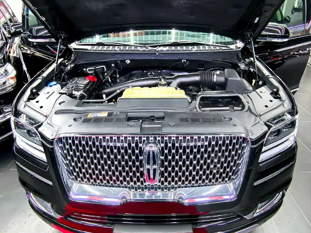 Lincoln Navigator — миниатюра 9