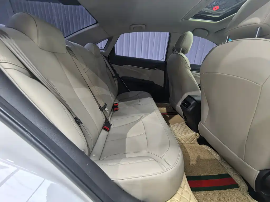 Buick Excelle — миниатюра 13