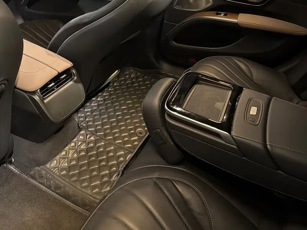 Mercedes-Benz EQS — миниатюра 8