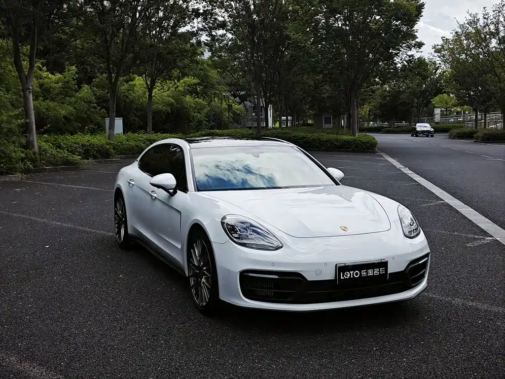 Porsche Panamera — миниатюра 3