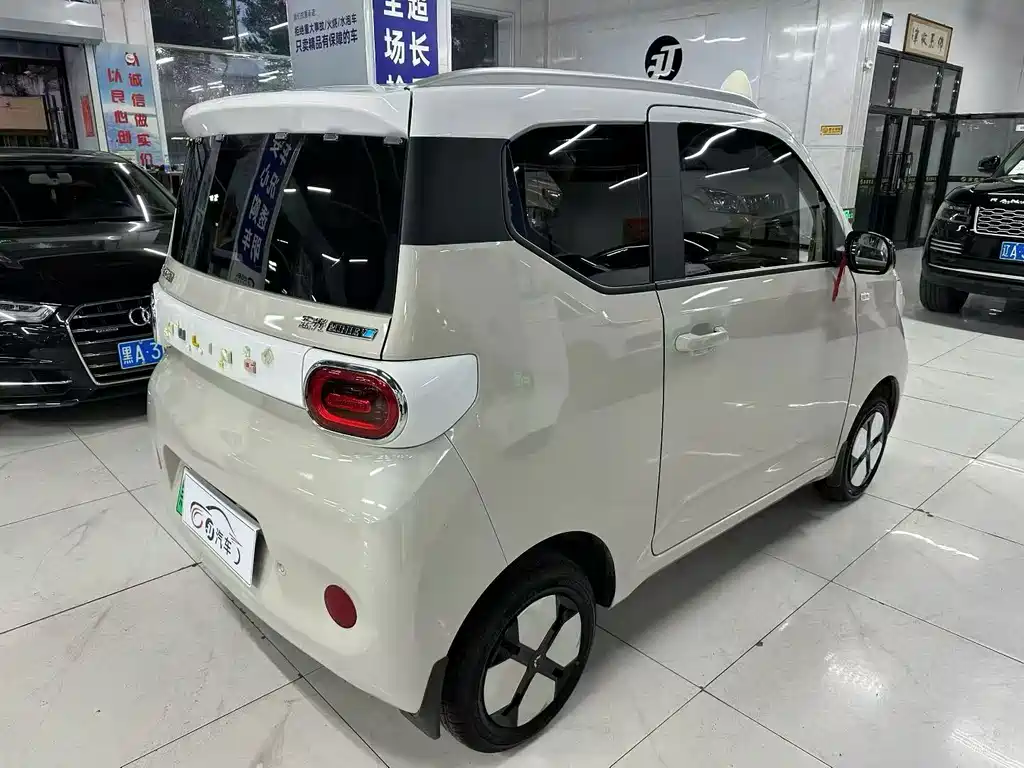 Wuling MINIEV — миниатюра 5