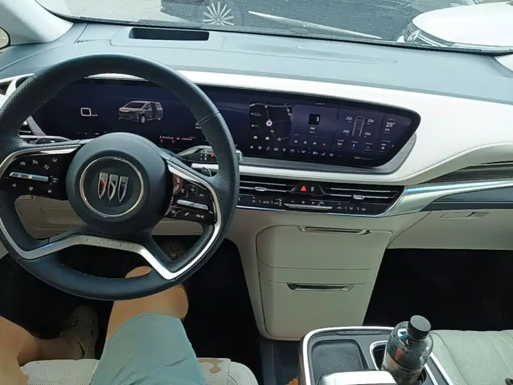 Buick Century — миниатюра 10