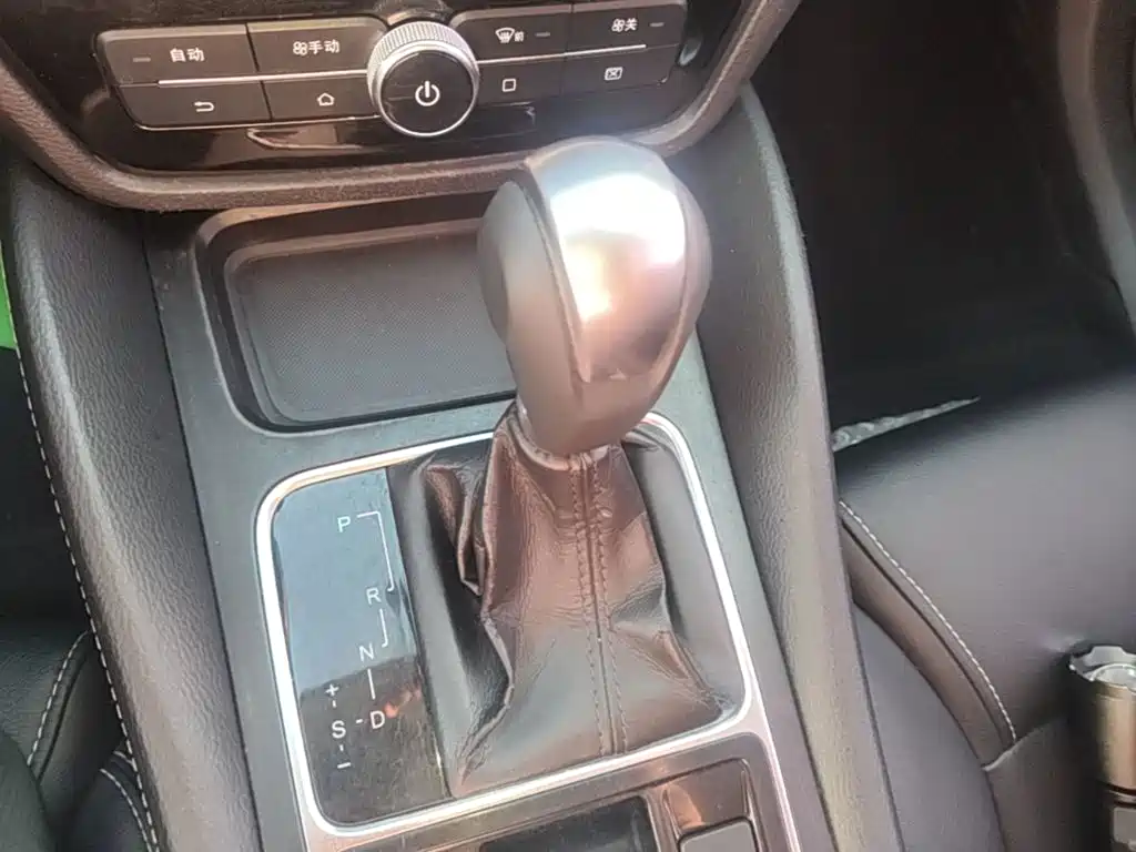 BYD MAX — миниатюра 14