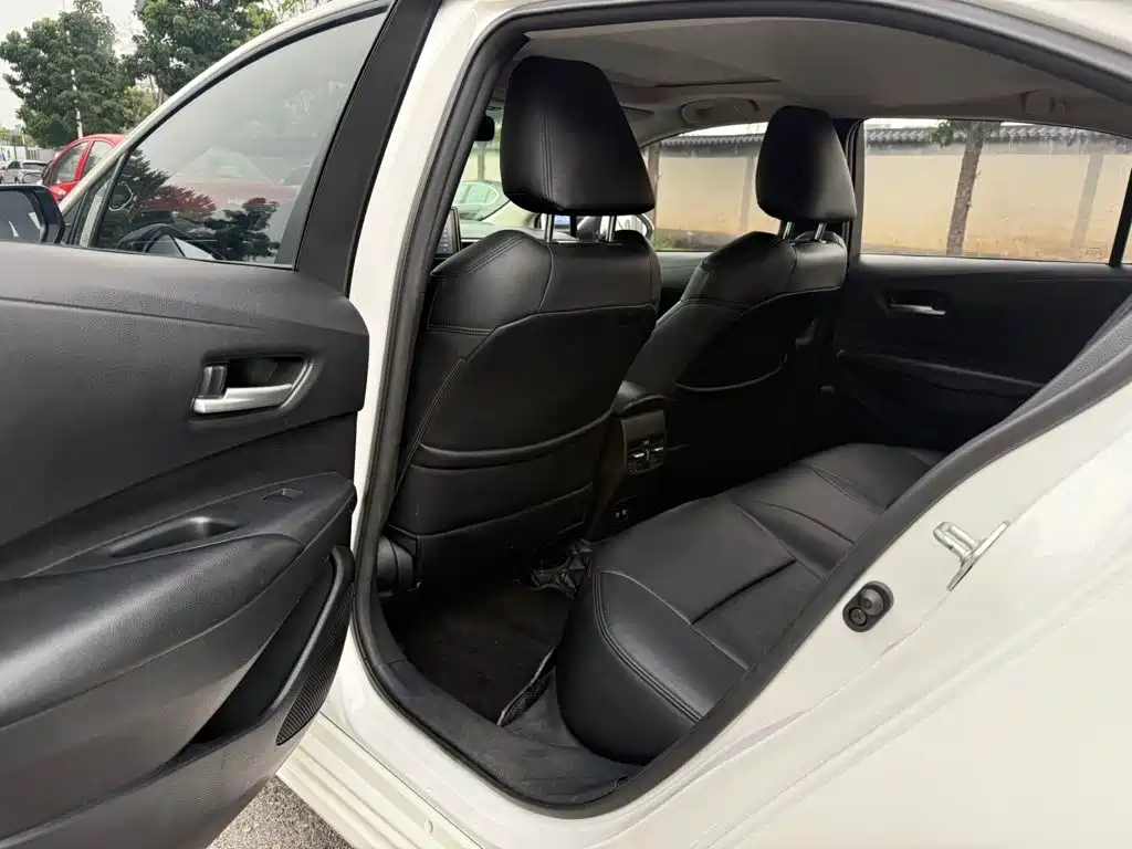 Toyota Corolla — миниатюра 7