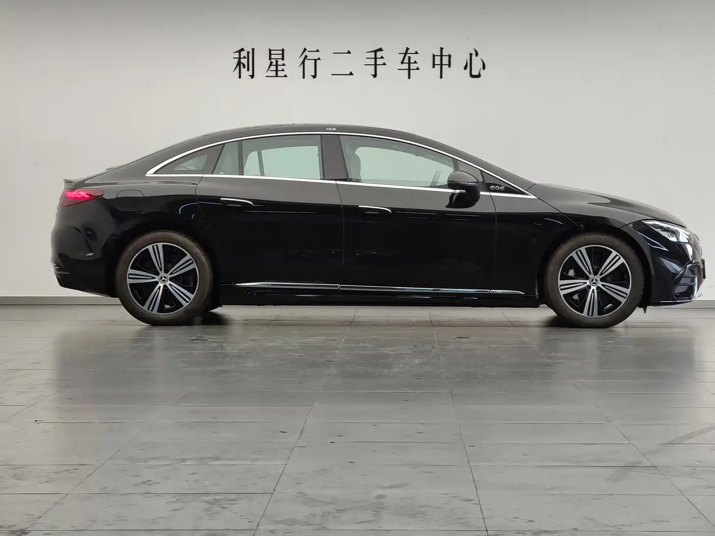 Mercedes-Benz EQE id 4599530 из Китая 23