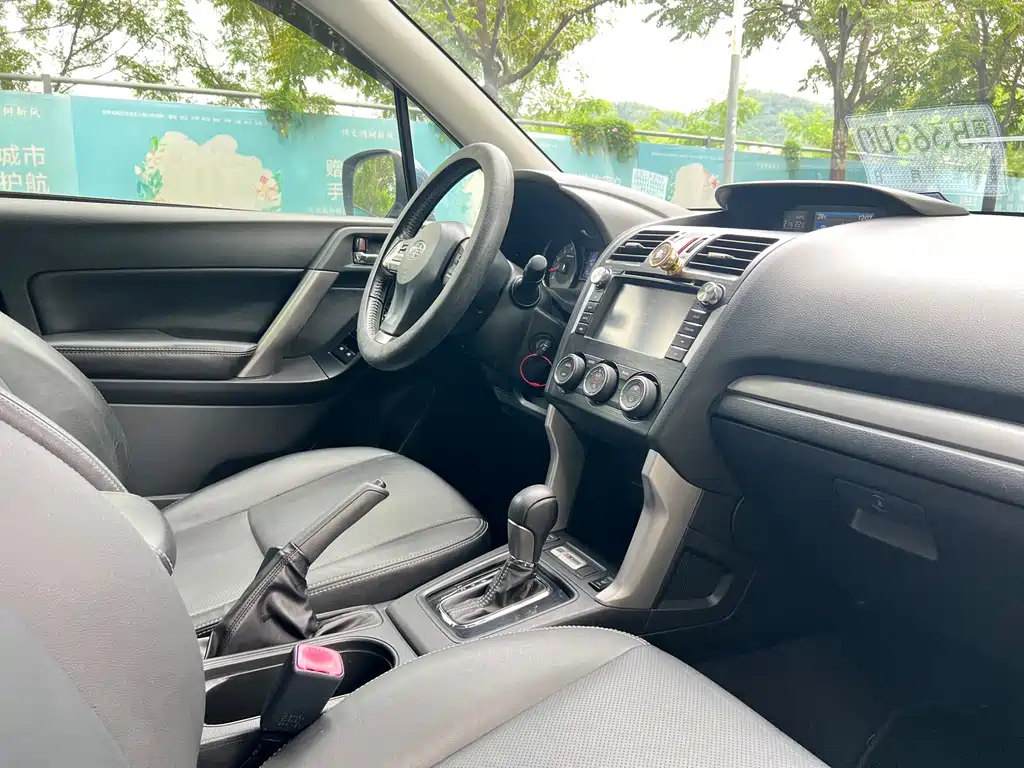 Subaru Forester — миниатюра 10