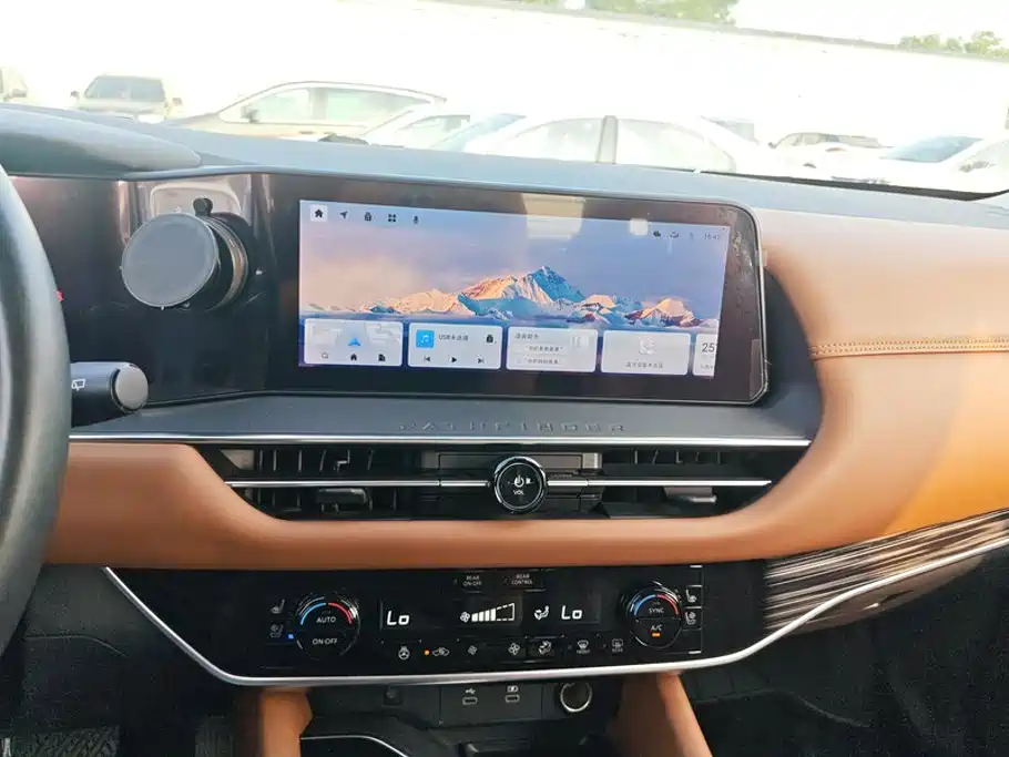 Nissan Teramont — миниатюра 13
