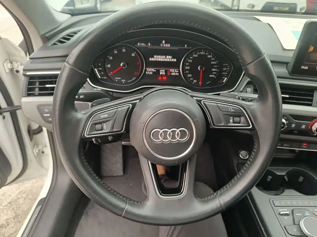 Audi A4L — миниатюра 11