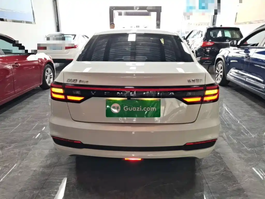 Venucia D60 — миниатюра 6