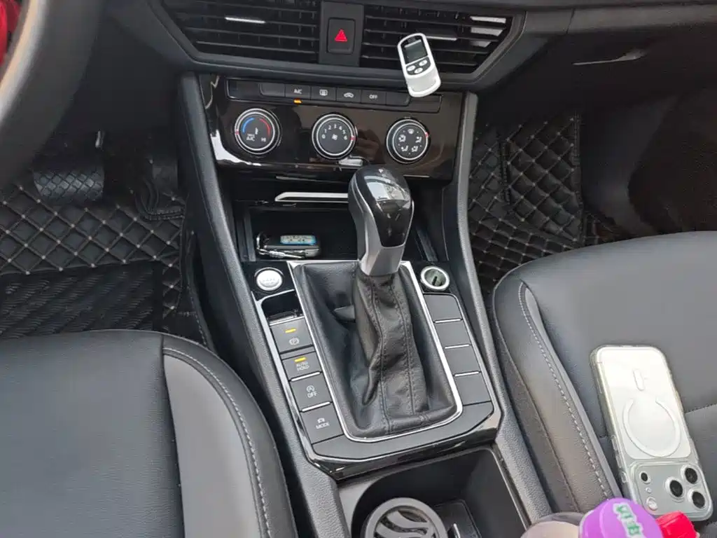 Volkswagen Sagitar — миниатюра 14