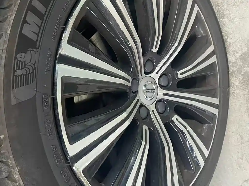Volvo S90 — миниатюра 12