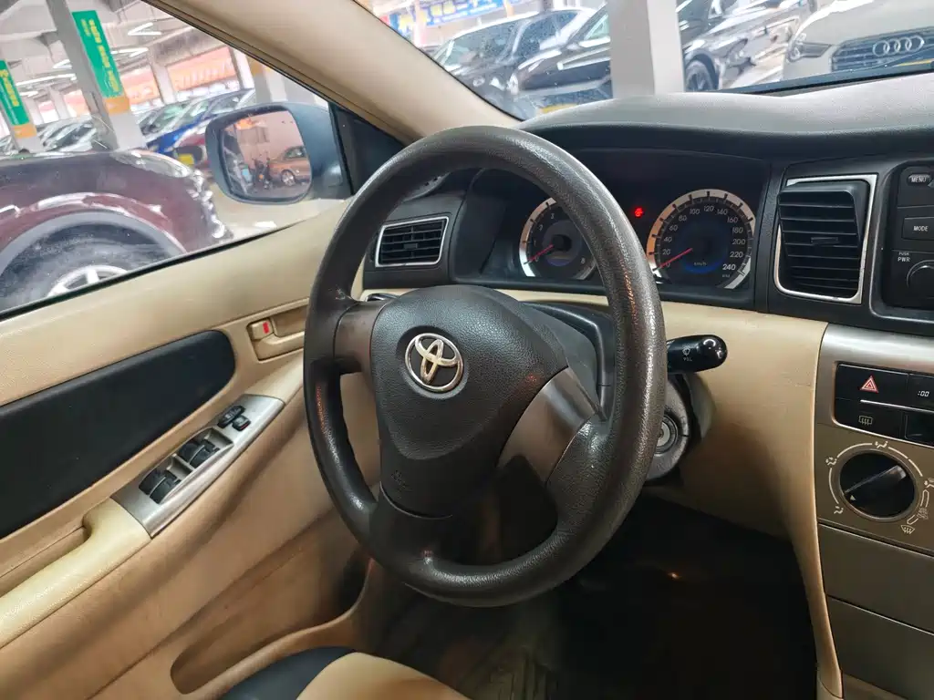 Toyota Corolla — миниатюра 9