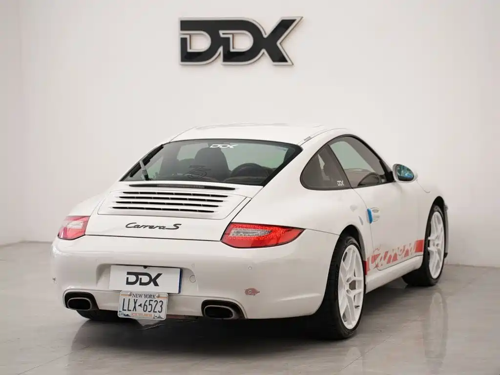 Porsche 911 — миниатюра 5