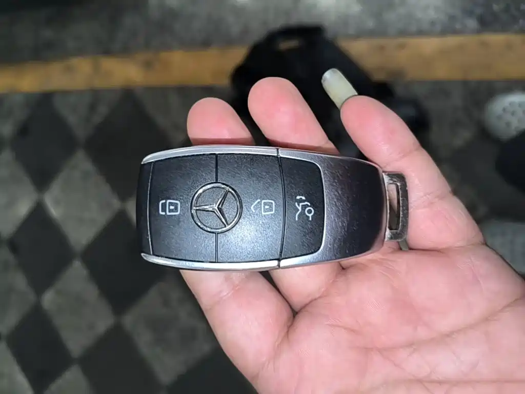 Mercedes-Benz C-Class — миниатюра 9