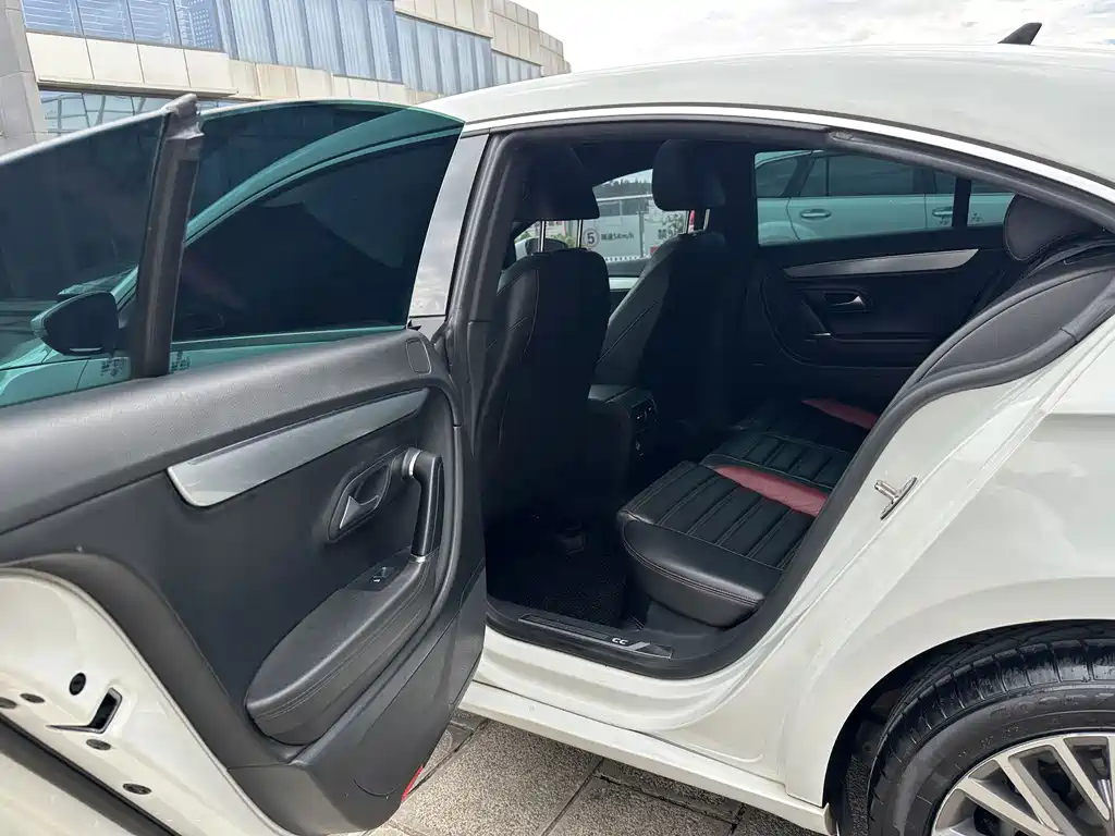 Volkswagen CC — миниатюра 20