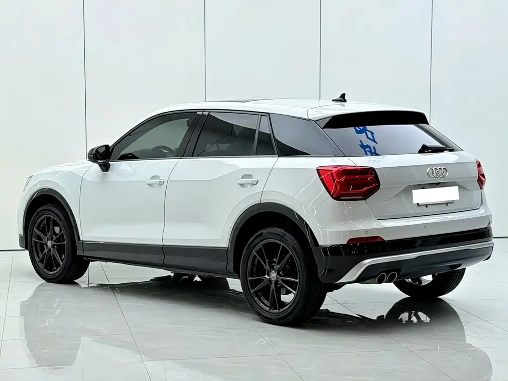 Audi Q2L — миниатюра 13
