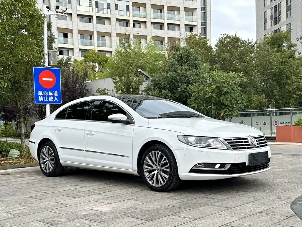 Volkswagen CC — миниатюра 3