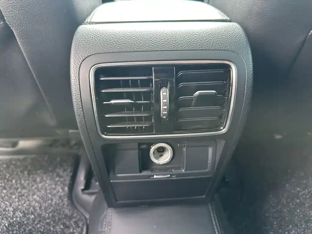 Volkswagen CC — миниатюра 18