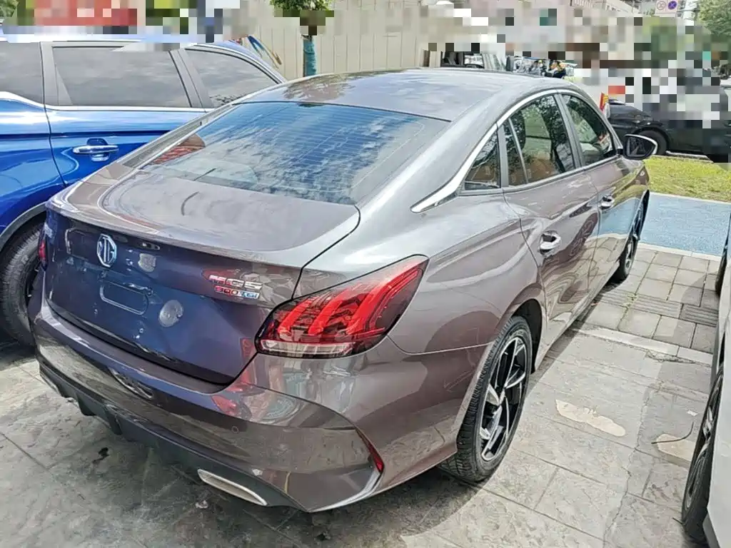 MG MG5 — миниатюра 7