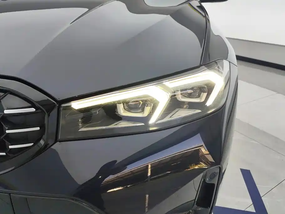 BMW 3 Series — миниатюра 5