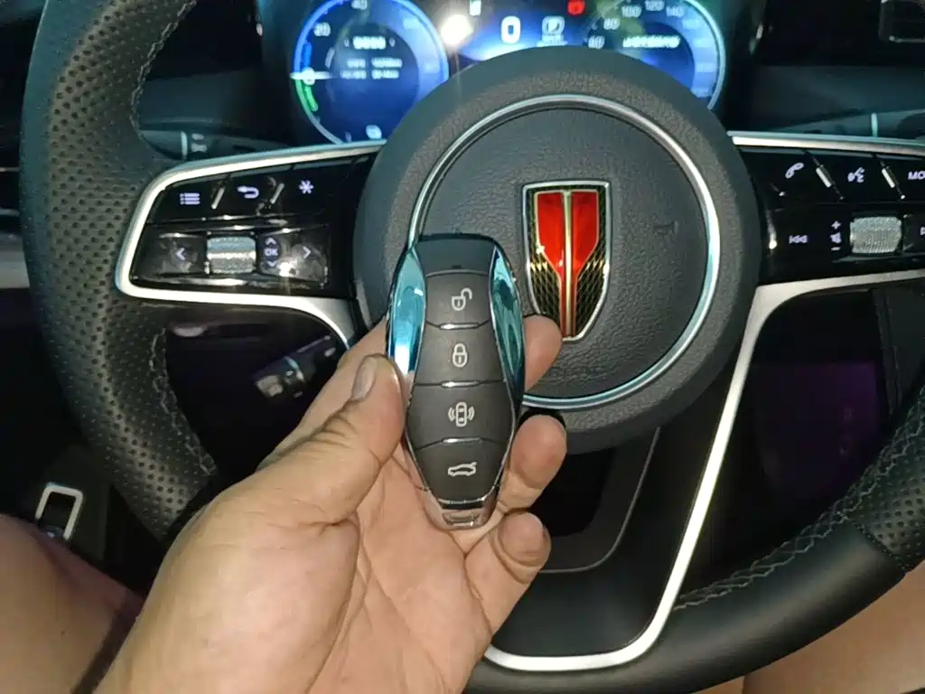Hongqi Hongqi H5 PHEV — миниатюра 9
